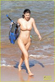 alexandra daddario bikini beach nude pussy boobs