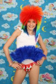 anita-032-021.jpg image hosted at ImgTaxi.com