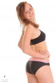 krystal-153-022.jpg image hosted at ImgTaxi.com
