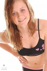 krystal-153-034.jpg image hosted at ImgTaxi.com
