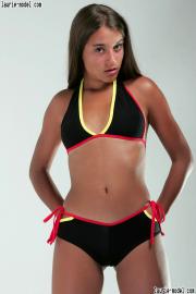 m105-s253-14.jpg image hosted at ImgTaxi.com