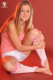 krystal-219-035.jpg image hosted at ImgTaxi.com