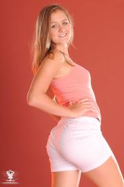 krystal-219-053.jpg image hosted at ImgTaxi.com