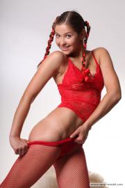 [Image: 68c47a5e7bbf5.jpg]