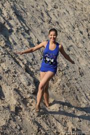 [Image: 68c56b30553f2.jpg]