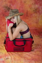 111366741_042.jpeg image hosted at ImgTaxi.com