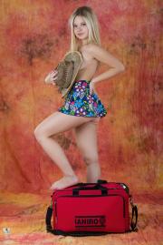 111366741_100.jpeg image hosted at ImgTaxi.com