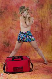 111366741_125.jpeg image hosted at ImgTaxi.com