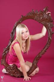 111709718_045.jpeg image hosted at ImgTaxi.com