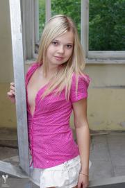 112112084_040.jpeg image hosted at ImgTaxi.com