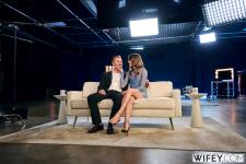 image hosted at ImgTaxi.com