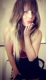 image hosted at ImgTaxi.com