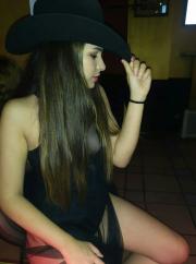 image hosted at ImgTaxi.com