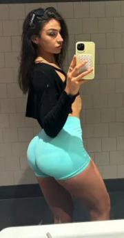 image hosted at ImgTaxi.com