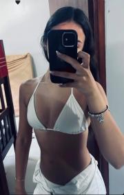 image hosted at ImgTaxi.com