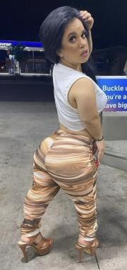 image hosted at ImgTaxi.com