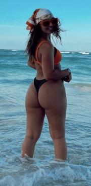 image hosted at ImgTaxi.com